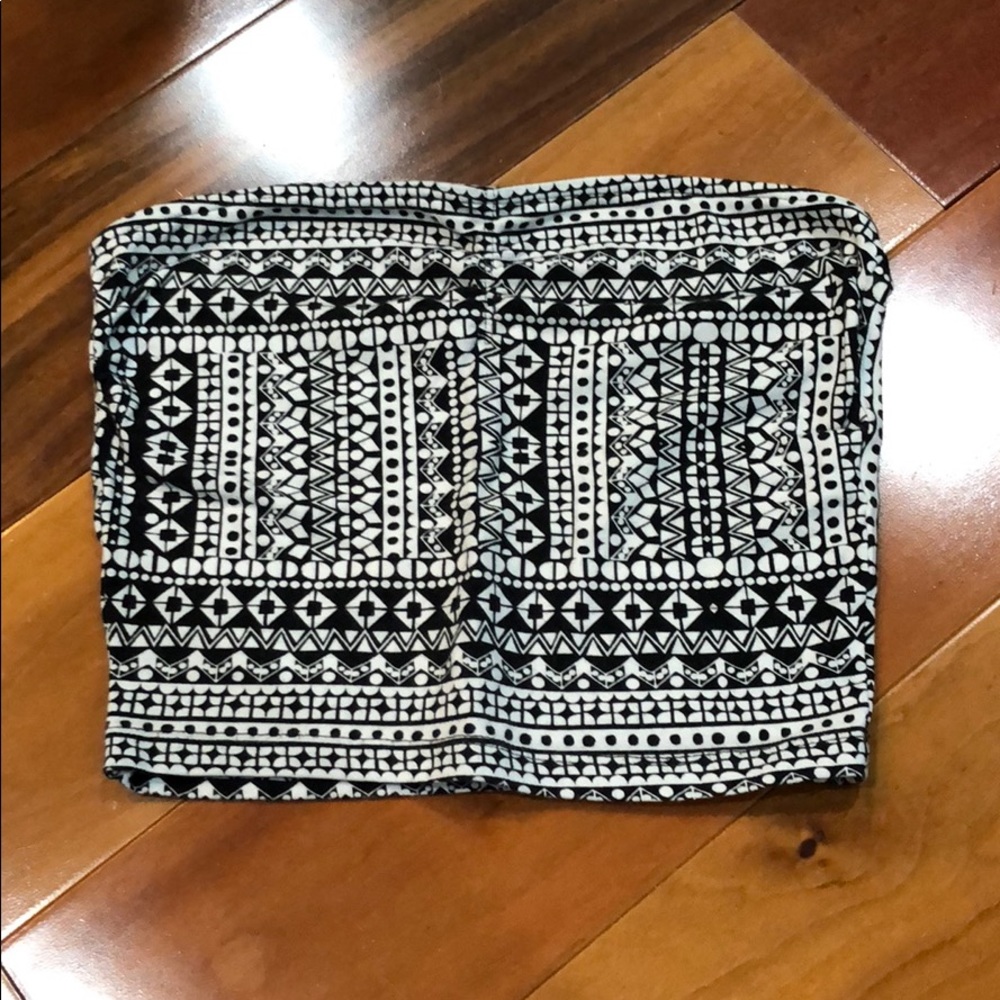 Cropped tube top